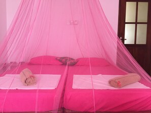 Double or Twin Room, Mountain View | In-room safe, desk, iron/ironing board, free WiFi - Sunny Hill Residence, Kandy (Kandy)