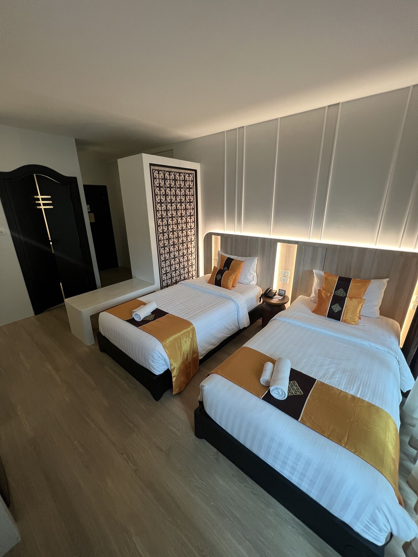 superior twin room | premium bedding, minibar, in-room safe, desk