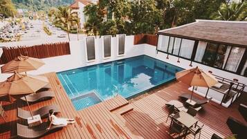 야외 수영장, 일광욕 의자