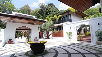 숙박 시설 정면