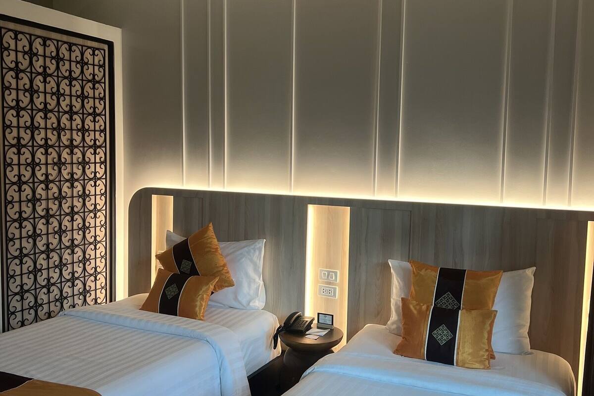 superior twin room | premium bedding, minibar, in-room safe, desk