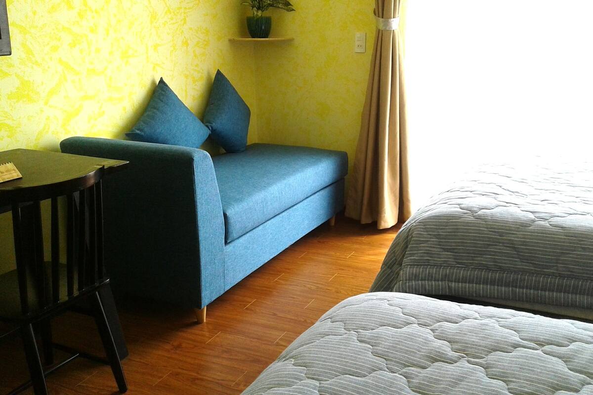 Deluxe Twin Room With Balcony and Seaview (Breakfast) | Minibar, in-room safe, desk, free WiFi