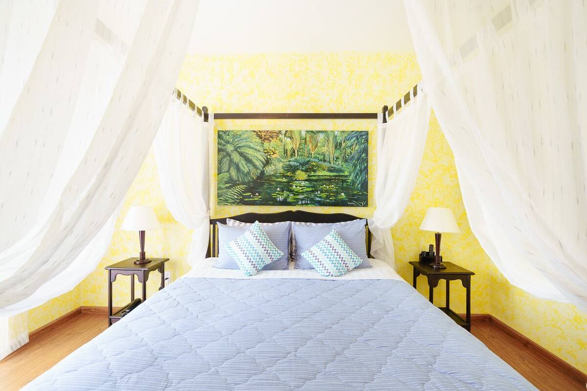 Superior room with Balcony (Breakfast) | Minibar, in-room safe, desk, free WiFi