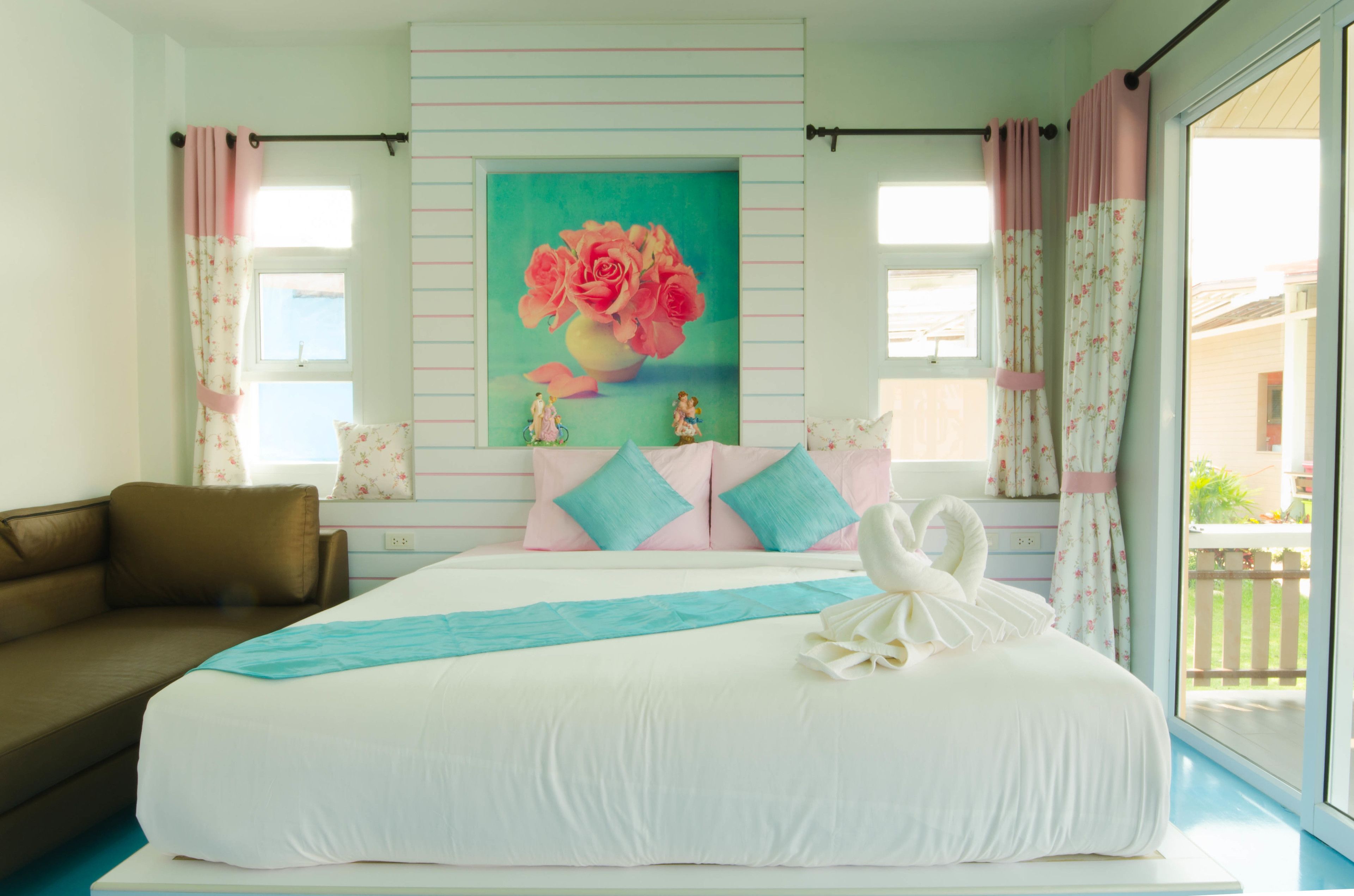 vip jacuzzi | premium bedding, desk, rollaway beds, free wifi