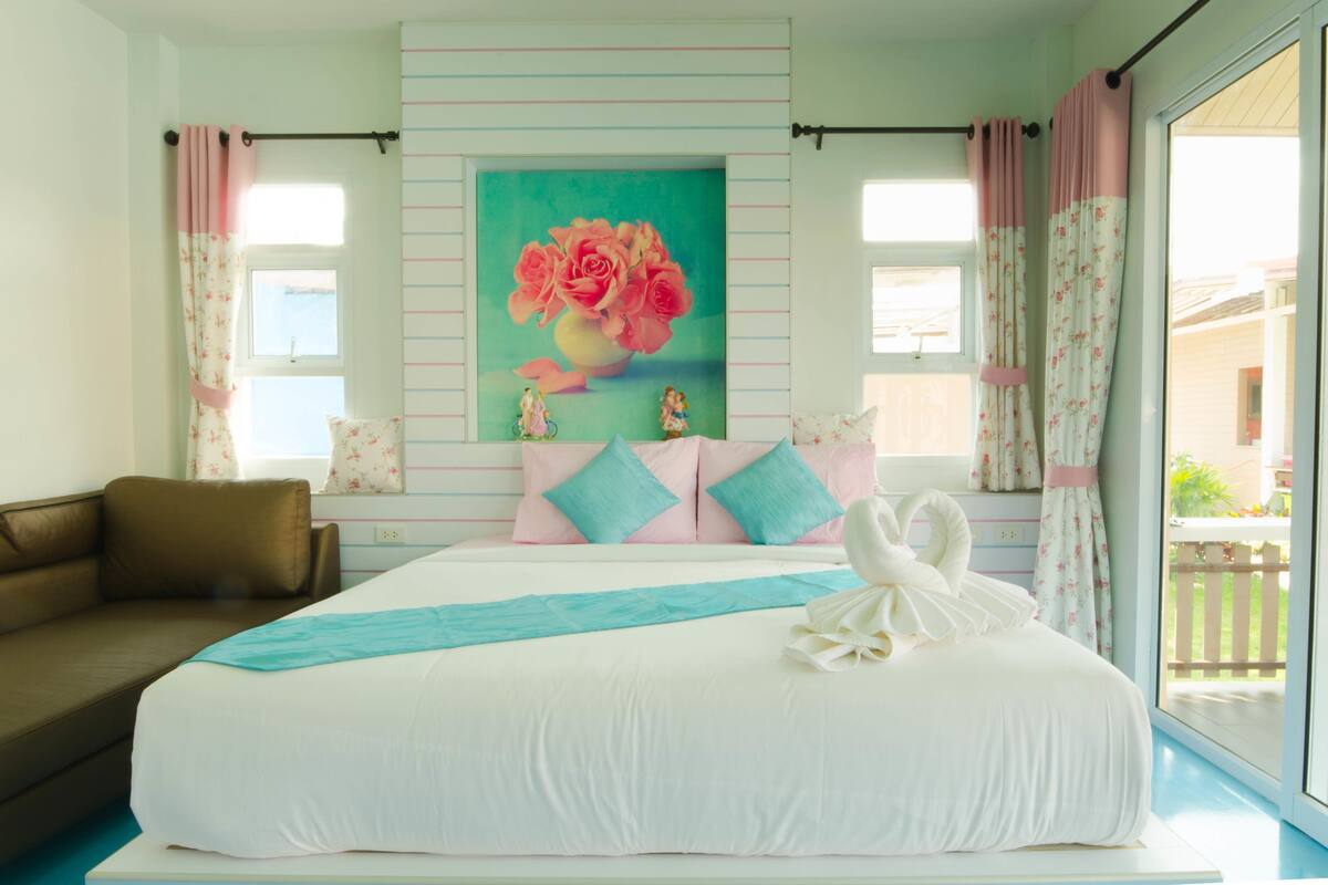 vip jacuzzi | premium bedding, desk, rollaway beds, free wifi