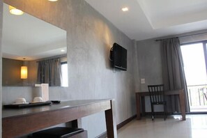 Standard Double Room (Building) | Room amenity - Chalicha Resort (Chumphon)