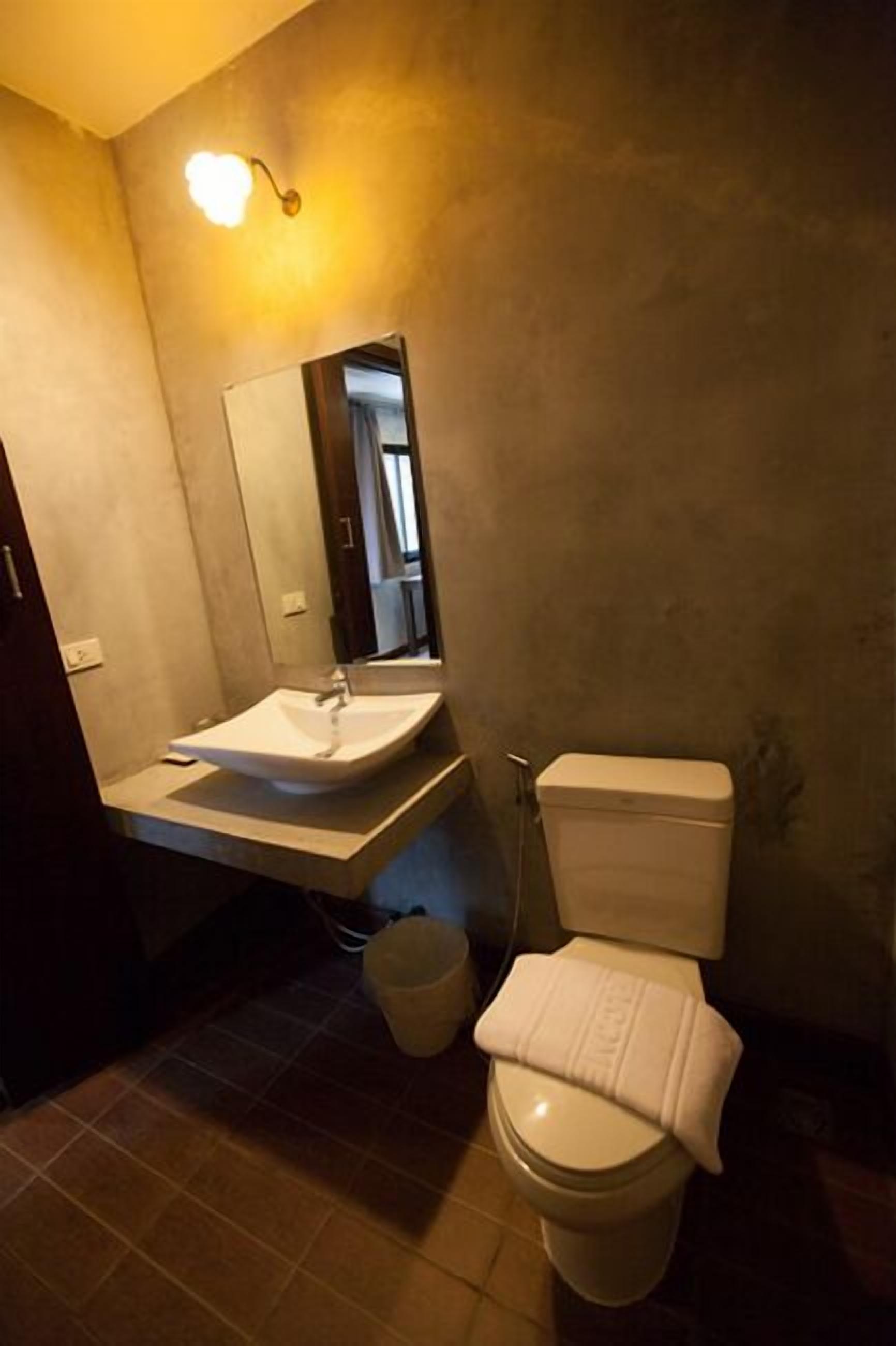 standard double room (building) | free cots/infant beds, free wifi