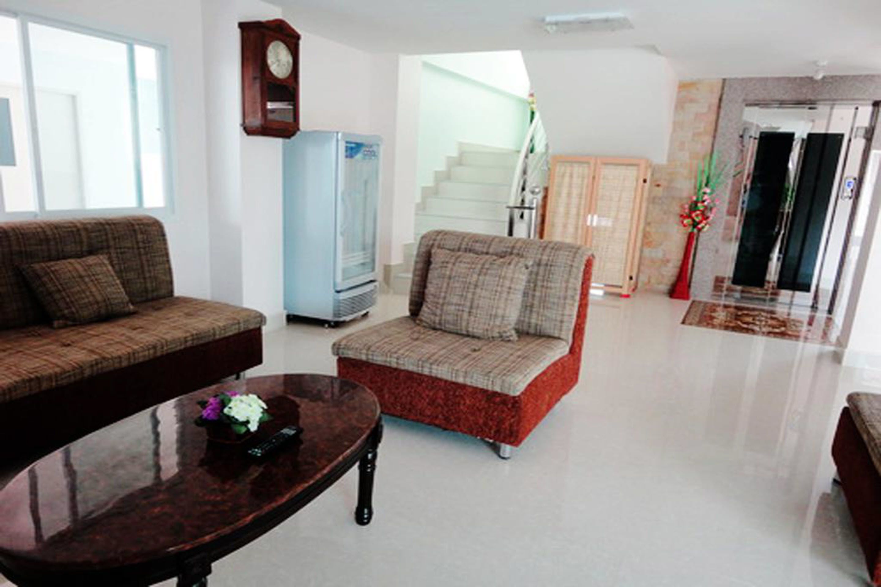 32-inch led tv with cable channels, tv