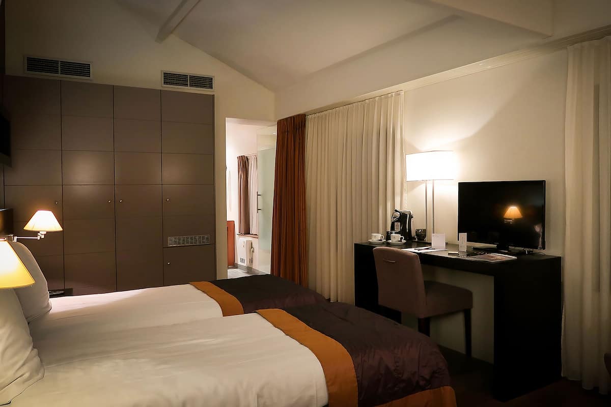 Comfort Room, 2 Single Beds