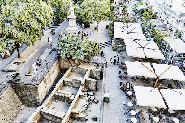 View from property - B&B Neapolis Bellini (Naples)