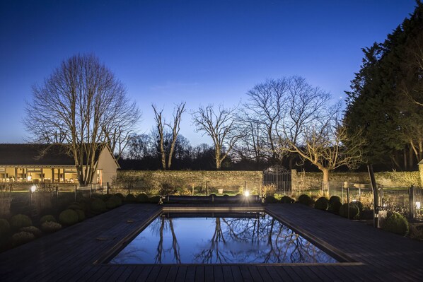 Piscine extérieure (ouverte en saison)