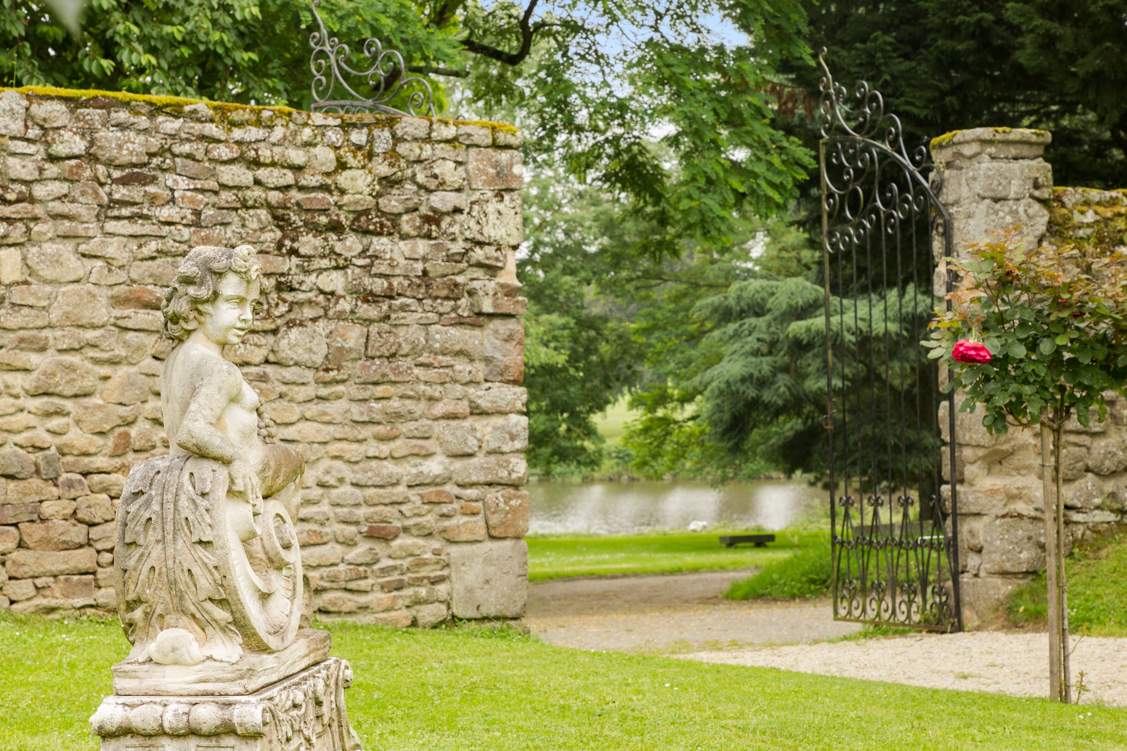 children’s play area – outdoor