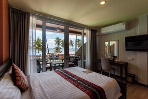 Seaview King | Balcony view