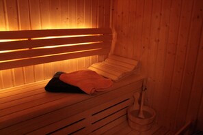 Sauna, massages