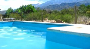 Outdoor pool - Las Espuelas Casas de Montaña (Potrerillos)