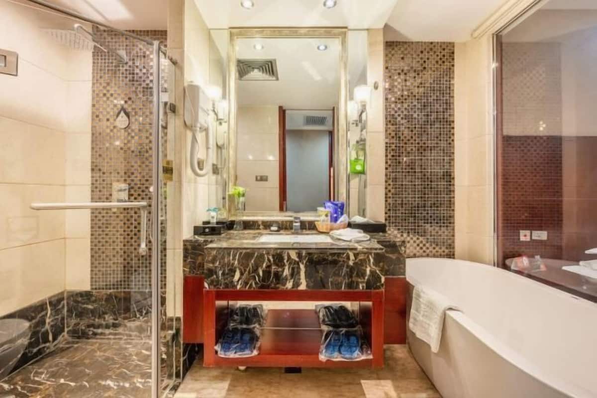 Internet, alarm clocks