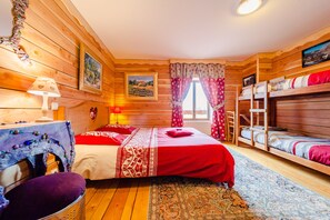 Quadruple Room, Private Bathroom | WiFi - Auberge de Liézey (Liezey)
