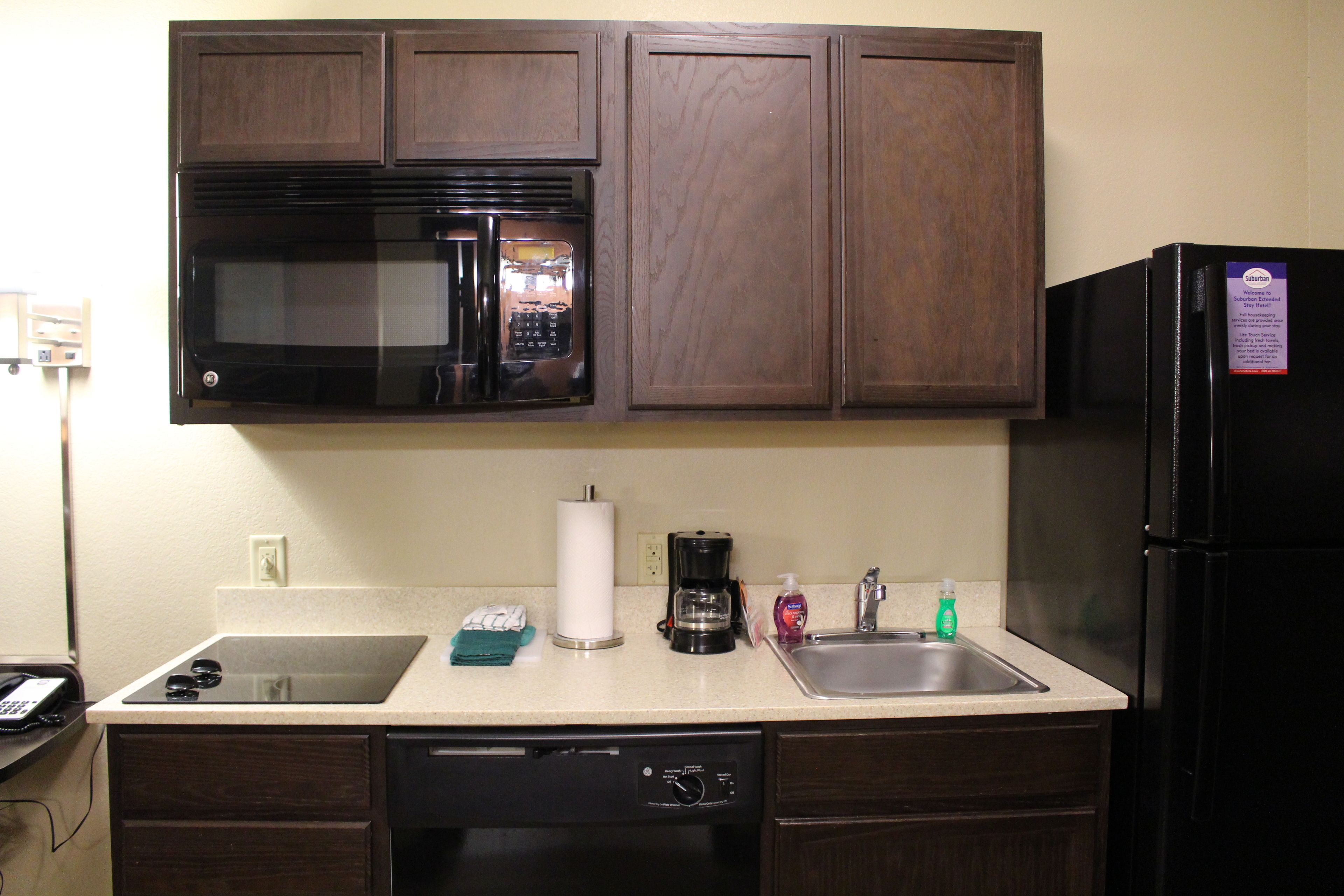 fridge, microwave, stovetop, coffee/tea maker