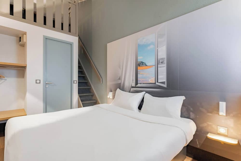 B&B HOTEL Calais Coquelles Tunnel sous la Manche