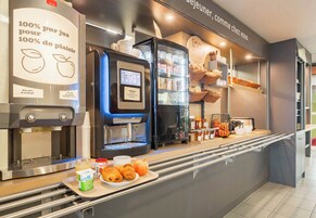 Desayuno buffet todos los días (con cargo)