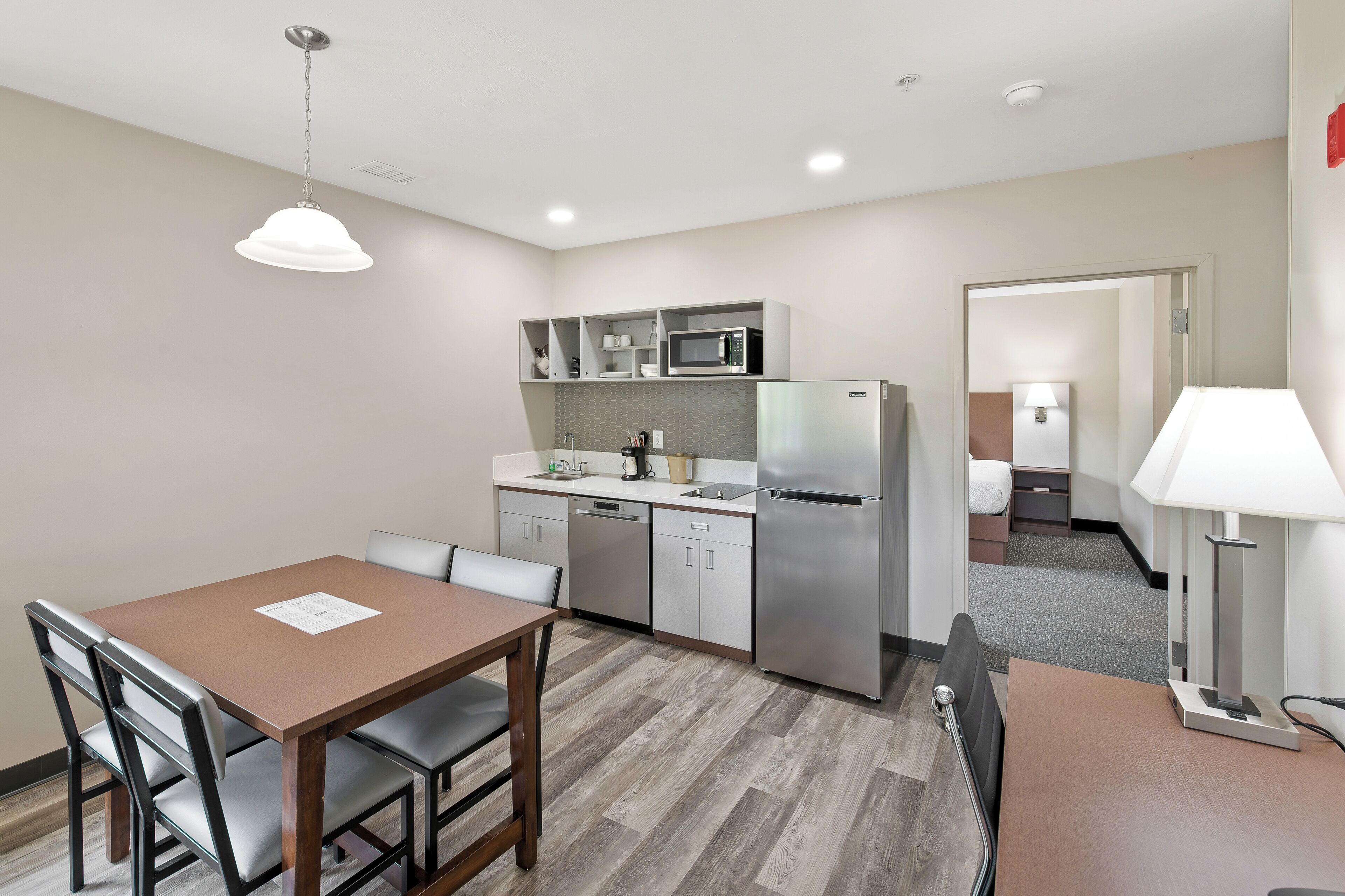 family suite, 2 bedrooms | 1 bedroom, desk, laptop workspace, soundproofing