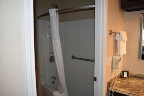Ropa de cama de alta calidad, wifi gratis y ropa de cama 