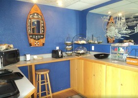 Free daily continental breakfast