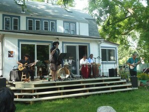 Doppelzimmer, eigenes Bad, Gartenblick (blue room ) | Aussenbereich