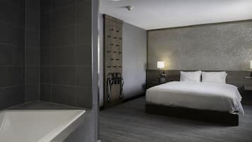 Premium bedding, laptop workspace, iron/ironing board, free WiFi