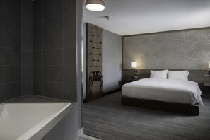 Premium bedding, laptop workspace, iron/ironing board, free WiFi