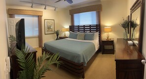 Suite Signature, 1 très grand lit, vue fleuve (Captain's Suite) | Fer et planche à repasser, Wi-Fi gratuit, draps fournis