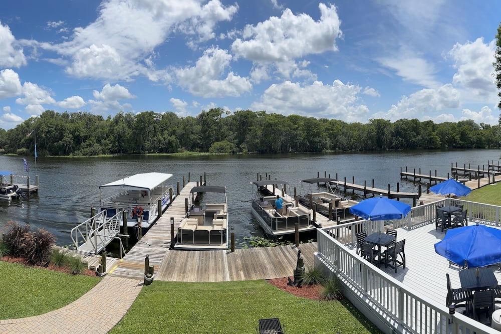 Hontoon Landing Resort & Marina