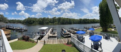 Hontoon Landing Resort & Marina