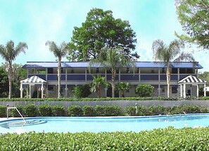 Bàn ủi/dụng cụ ủi quần áo, truy cập Internet không dây miễn phí