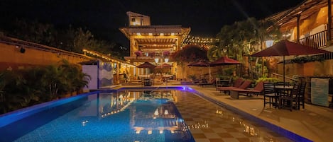 Outdoor pool, pool loungers