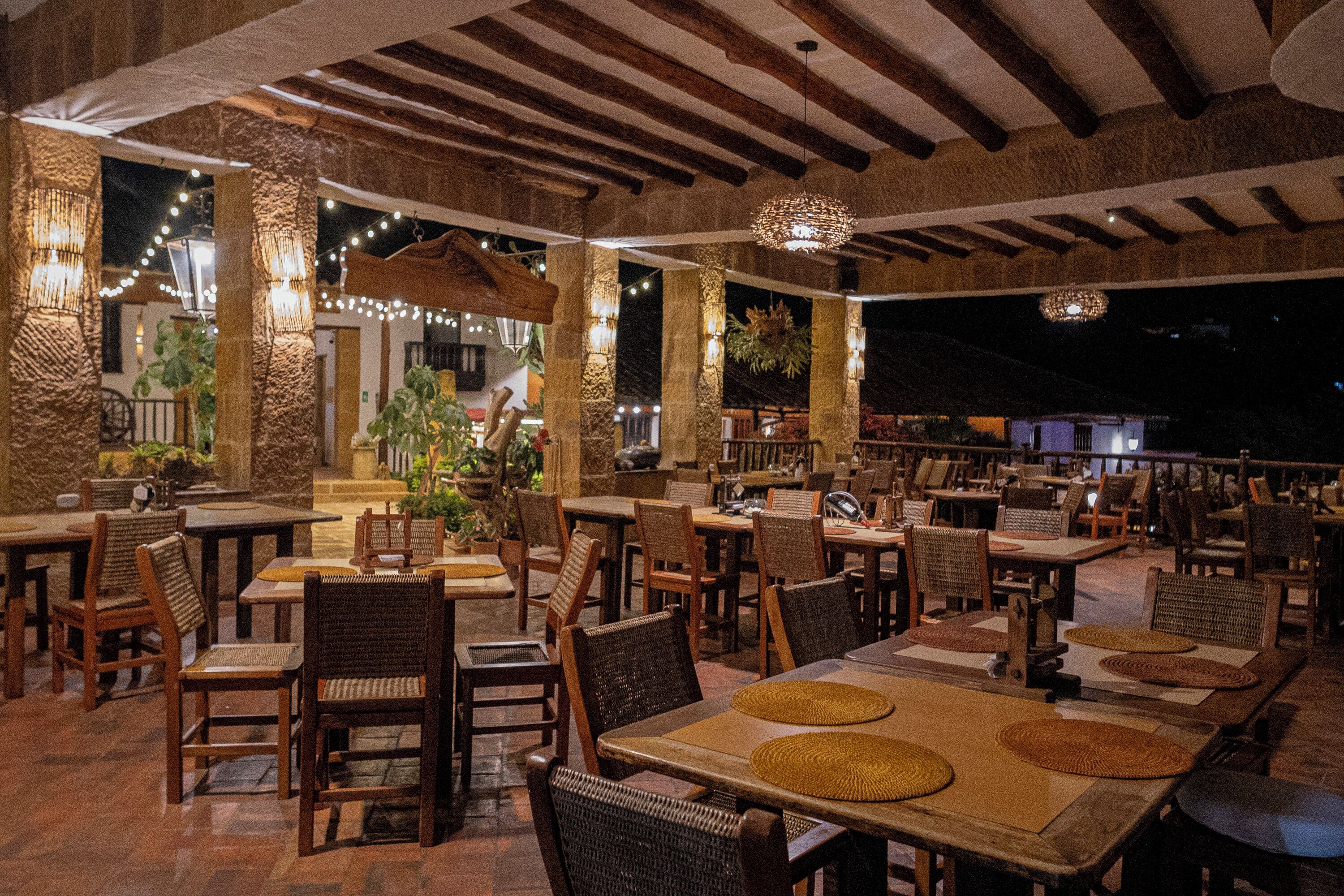 Aperto a colazione, pranzo e cena