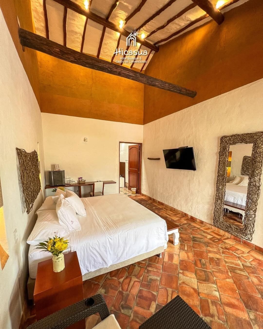 Chambre supérieure | Minibar, coffre-fort, bureau