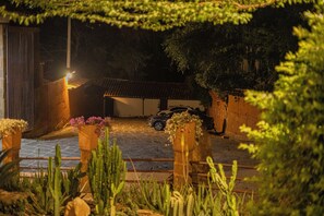 Free self-parking - Hicasua Hotel Boutique (Barichara)