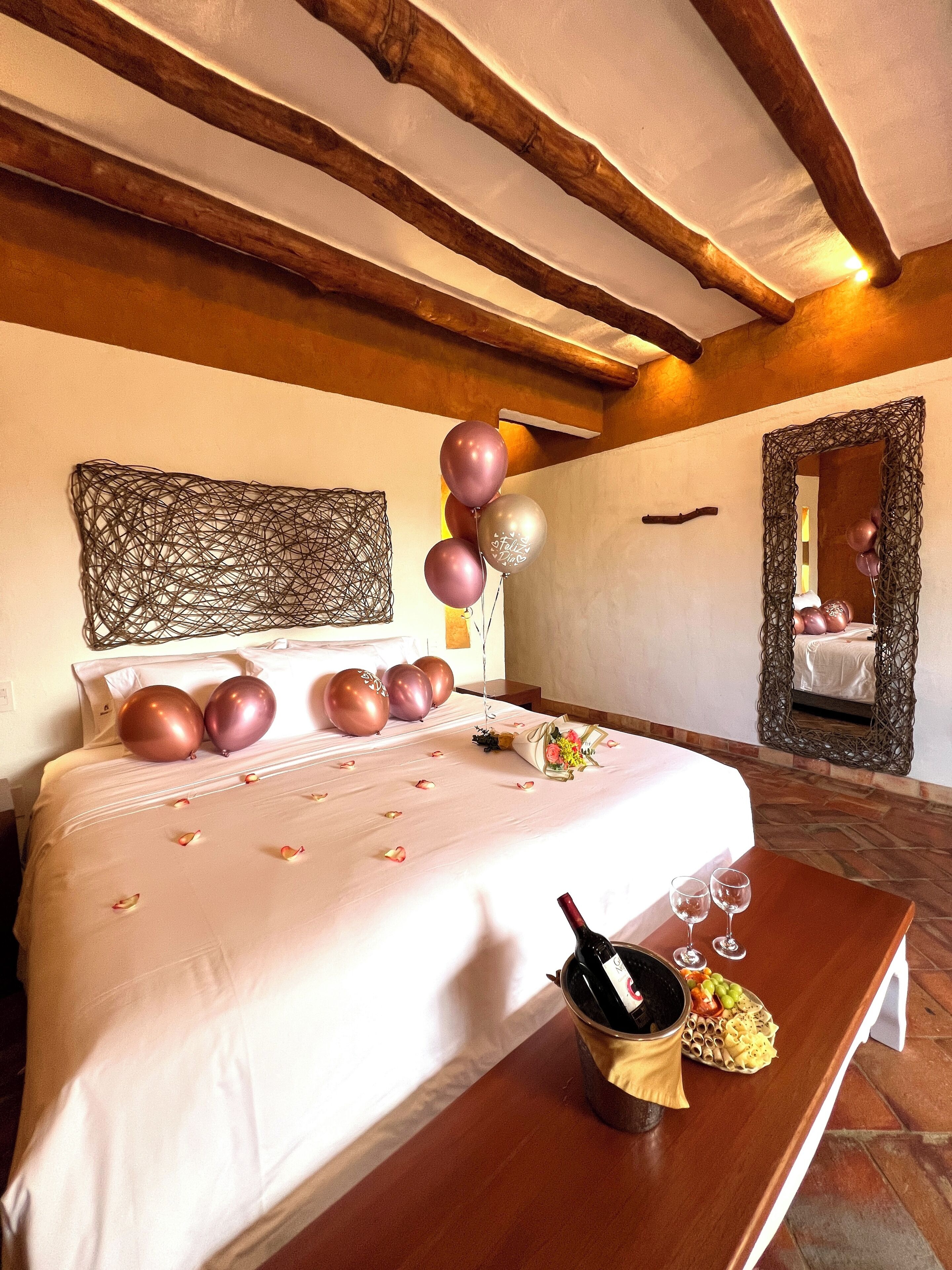 Minibar, in-room safe, desk, laptop workspace