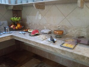 Shower, free toiletries, hair dryer, towels - Porto Belo Praia Hotel (Aquiraz)