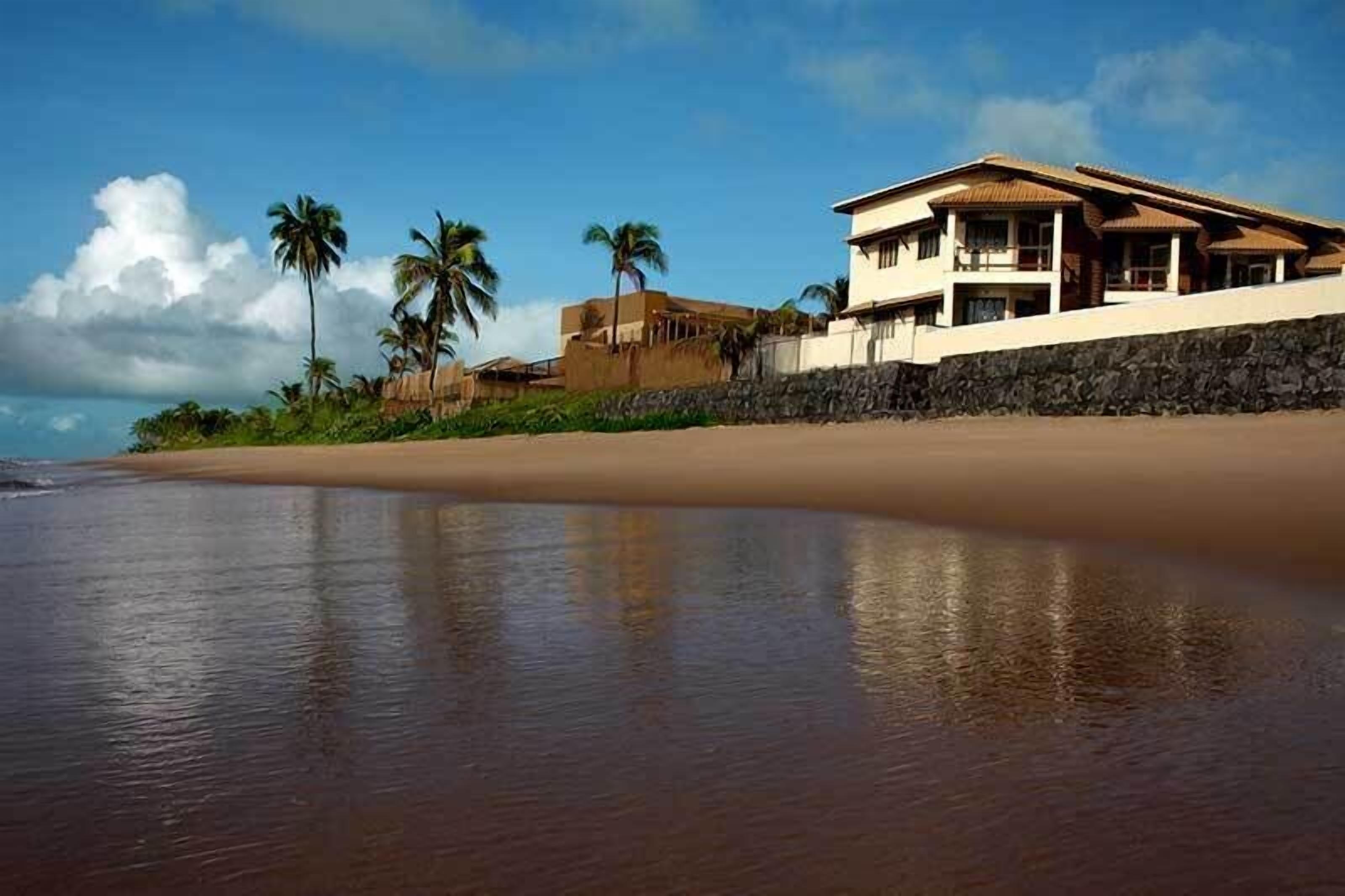 Na praia, prática de pesca 