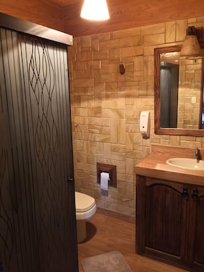 Bathroom - Casa por Temporadas (Santa Cruz)