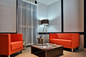 Sala de estar en el lobby