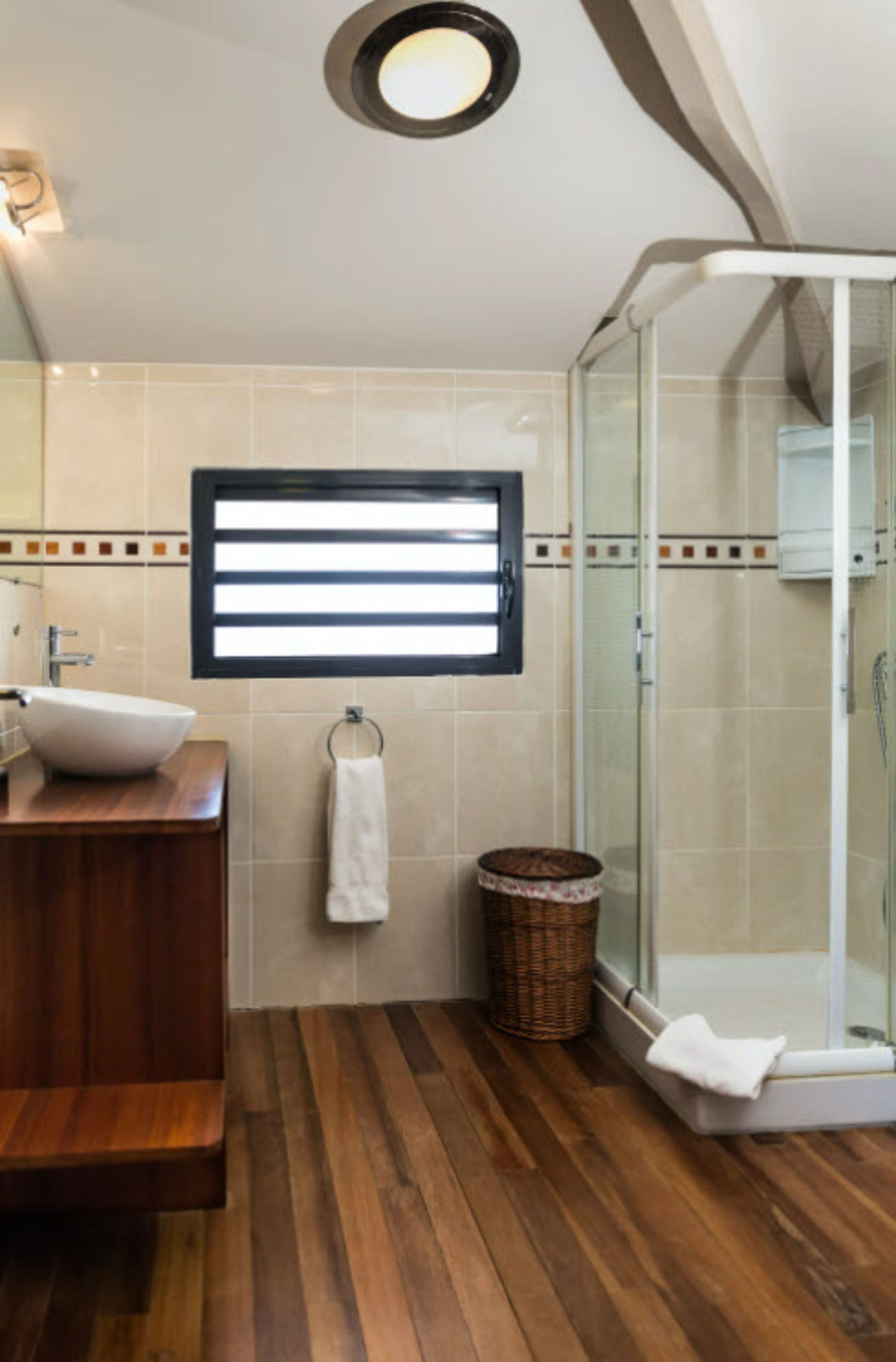 Delux Room: Delux Room Belle Etoile with 1 large Bed | Bathroom