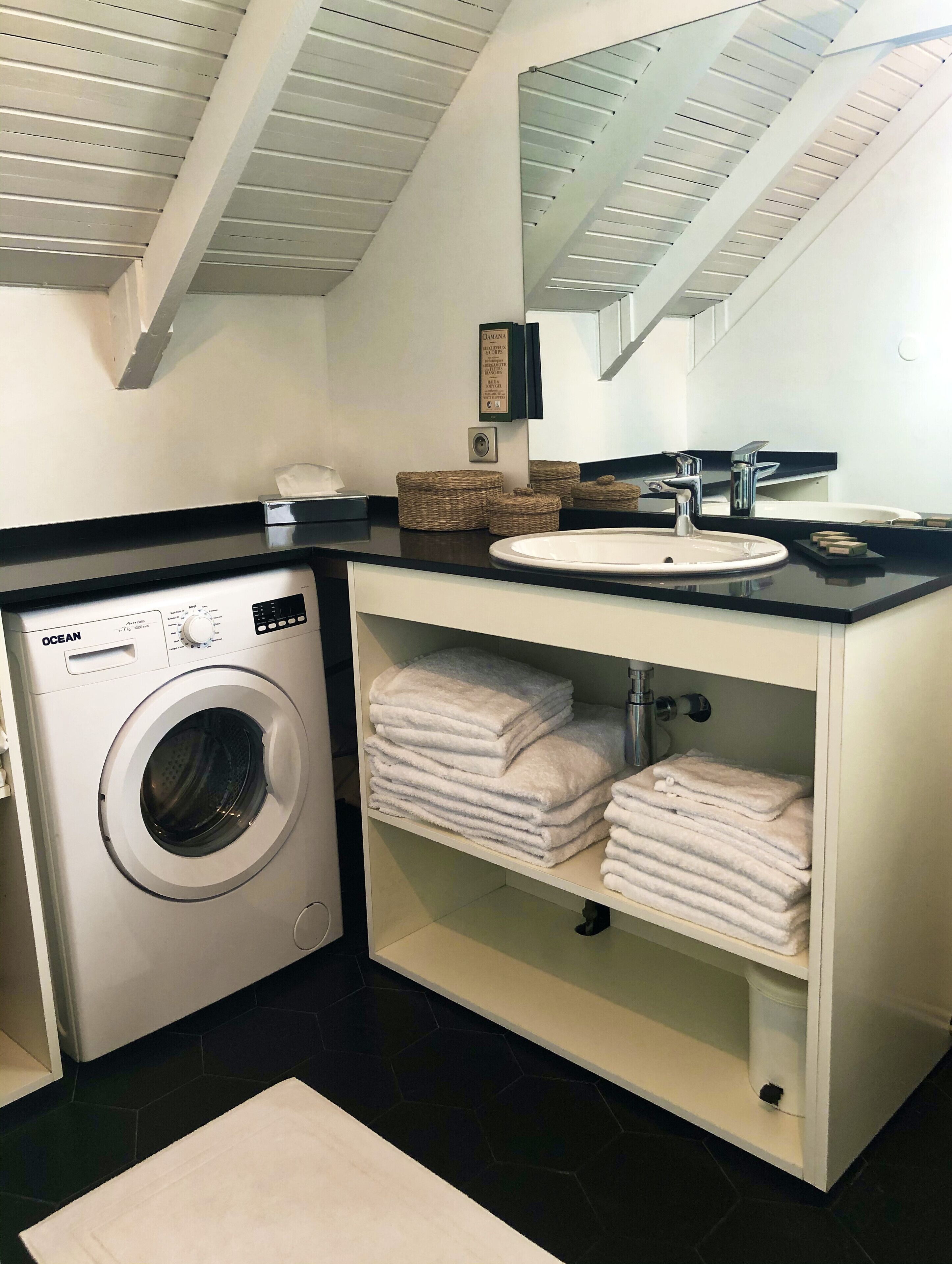 studio with kitchen , 1 large bed , 2 sofa bed | bathroom | shower, rainfall showerhead, free toiletries, hair dryer