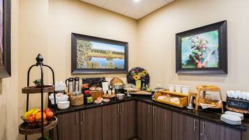 Daily buffet breakfast (USD 12.00 per person)