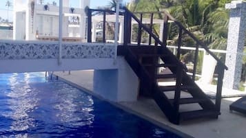 Piscina externa