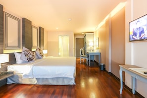 Minibar, in-room safe, desk, blackout drapes