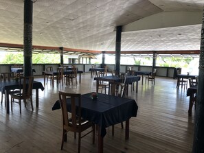 Daily cooked-to-order breakfast for a fee - Resort Relax Fiji (Nadi)