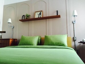 غرفة ديلوكس | ميني بار ومكتب وواي فاي مجانًا وملاءات أسرّة